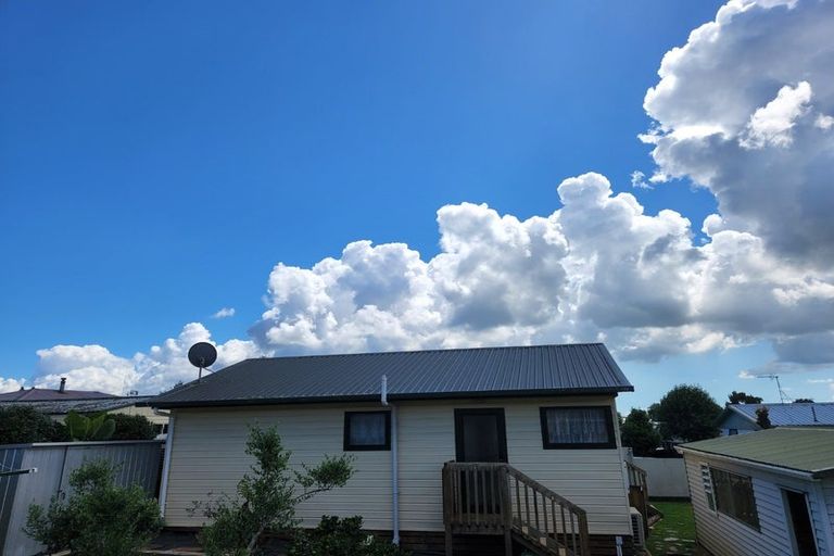 Photo of property in 8 Rembrandt Place, Opaheke, Papakura, 2113