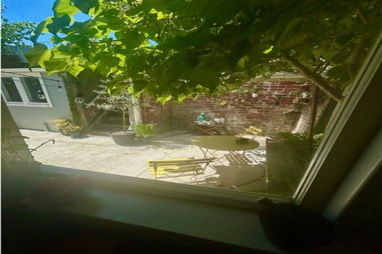 Photo of property in 6 Jeypore Street, Berhampore, Wellington, 6023