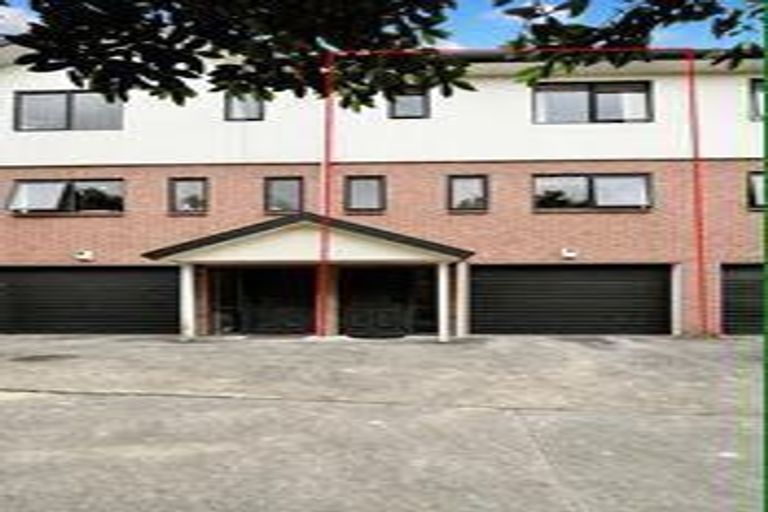 Photo of property in 1/31 Lucienne Drive, Ranui, Auckland, 0612