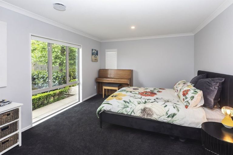 Photo of property in 36 Taylors Avenue, Bryndwr, Christchurch, 8052