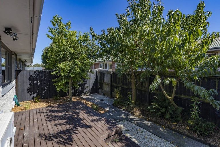 Photo of property in 2/33 Suffolk Street, Phillipstown, Christchurch, 8011