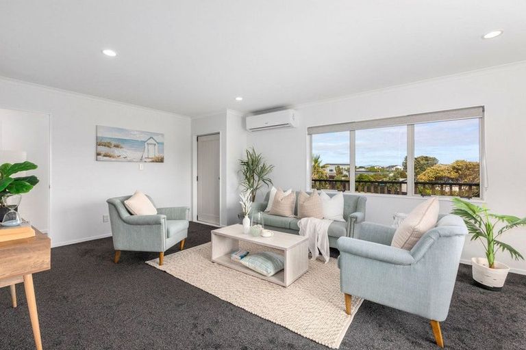 Photo of property in 16a Karaka Street, Otaki Beach, Otaki, 5512