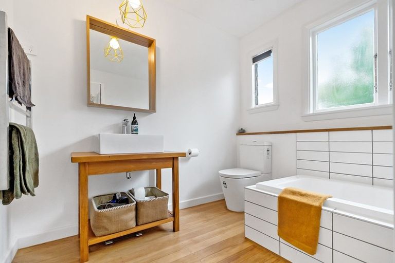 Photo of property in 2 Mcilraith Street, Darfield, 7510