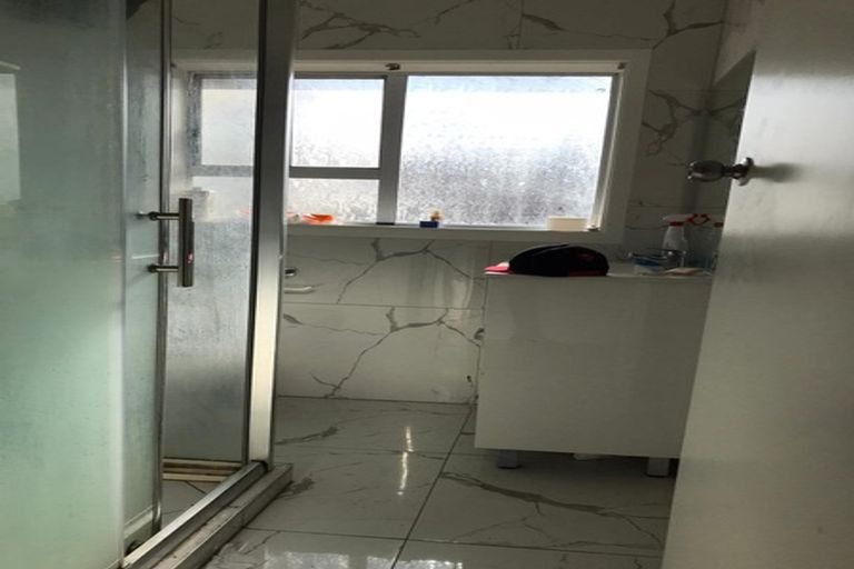 Photo of property in 1 Browns Road, Manurewa, Auckland, 2102