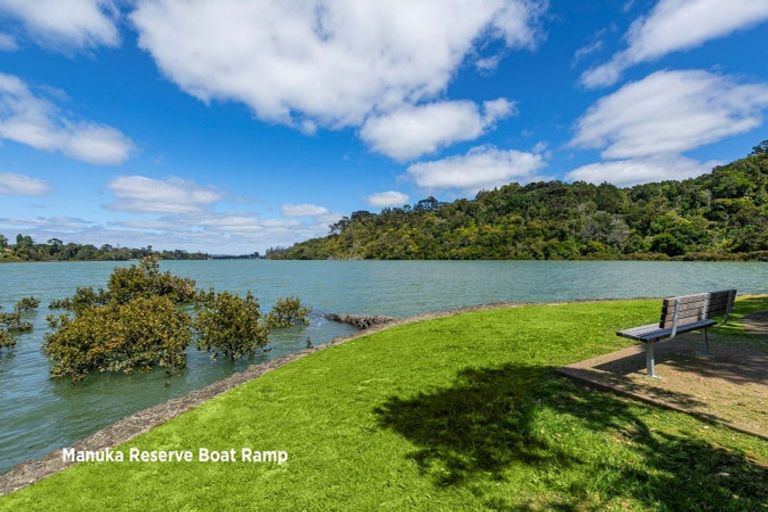 Photo of property in 1/180 Manuka Road, Bayview, Auckland, 0629