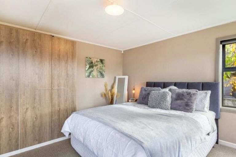 Photo of property in 1/8 Puia Street, Tauhara, Taupo, 3330