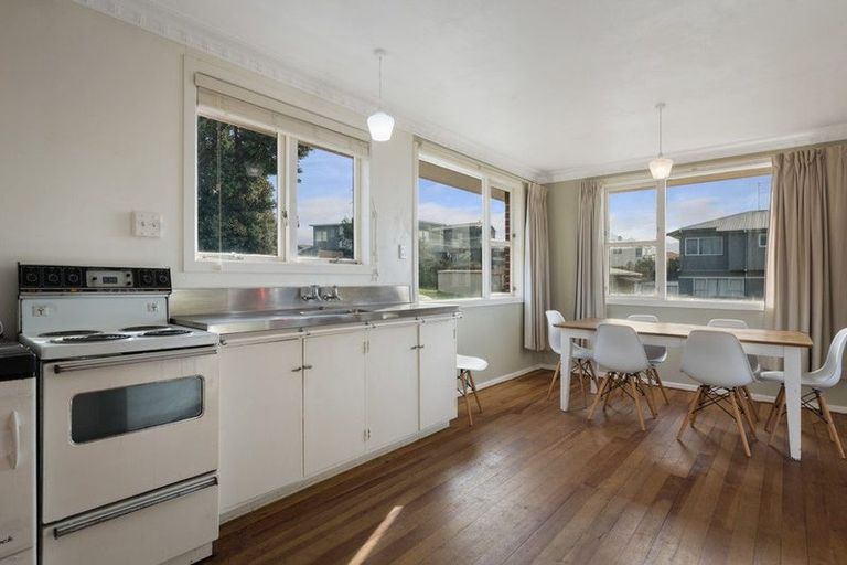 Photo of property in 2 Hillary Street, Waihi Beach, 3611