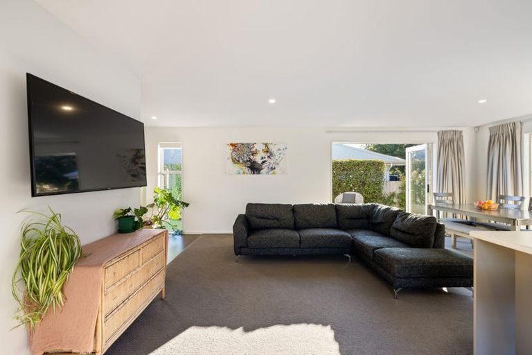 Photo of property in 23 Kestrel Place, Woolston, Christchurch, 8023