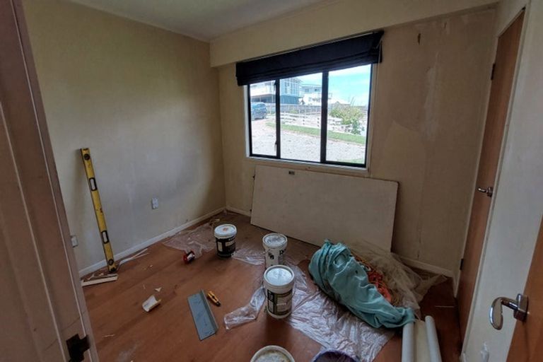 Photo of property in 15 Calla Street, Maungaturoto, 0520