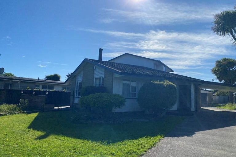 Photo of property in 294 Main North Road, Redwood, Christchurch, 8051