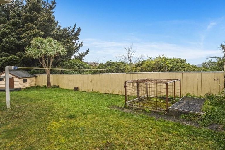 Photo of property in 10 Mossburn Grove, Kelson, Lower Hutt, 5010