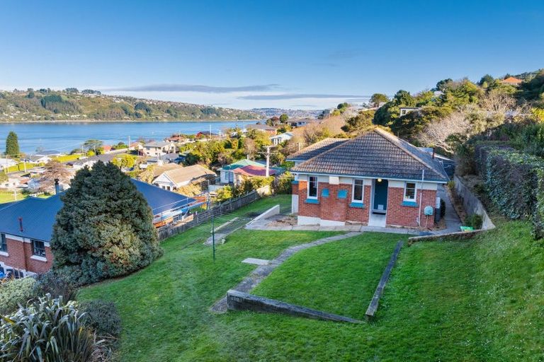 Photo of property in 10 Seddon Street, Ravensbourne, Dunedin, 9022