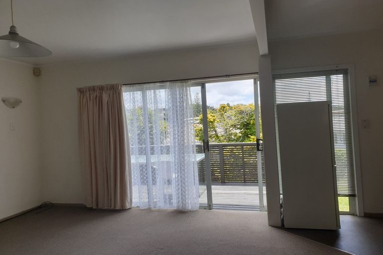Photo of property in 58 Beulah Avenue, Rothesay Bay, Auckland, 0630