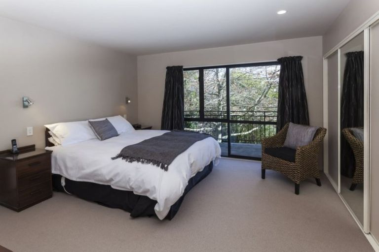 Photo of property in 106 Cannon Hill Crescent, Mount Pleasant, Christchurch, 8081