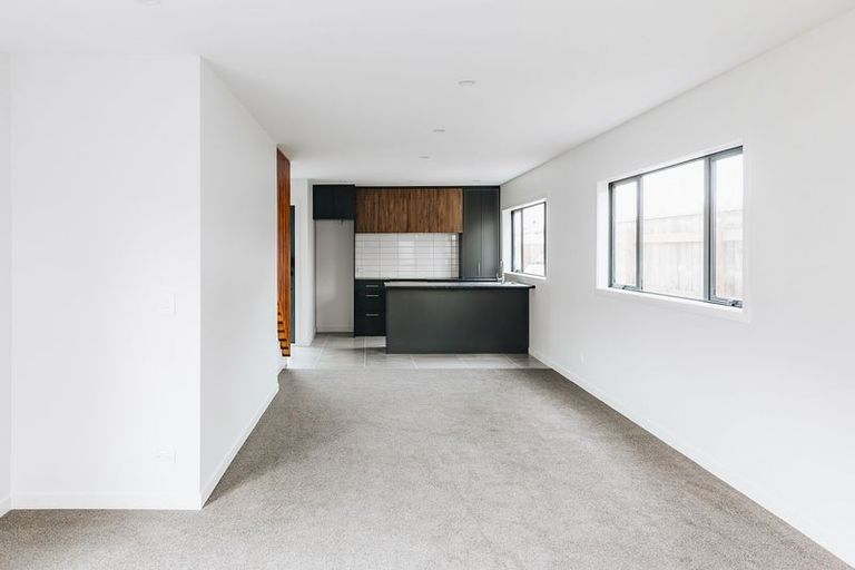 Photo of property in 1332 High Street, Taita, Lower Hutt, 5011