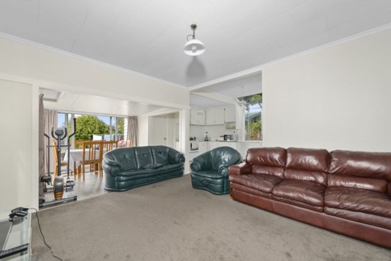 Photo of property in 100 Ranolf Street, Glenholme, Rotorua, 3010