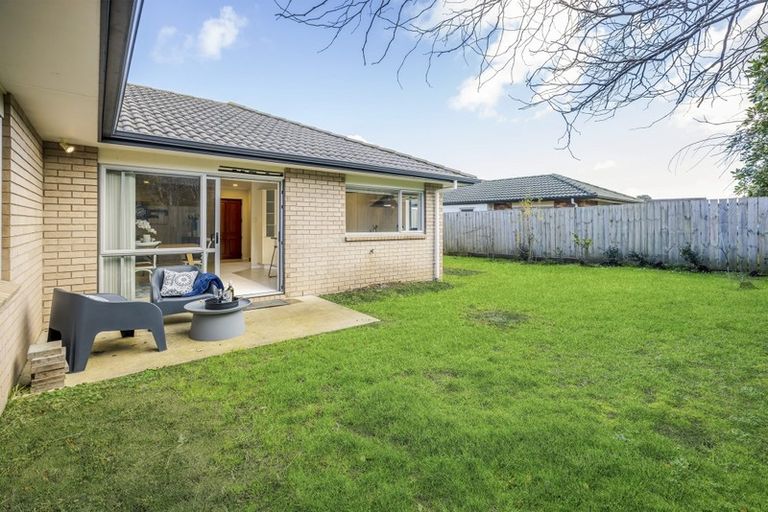 Photo of property in 9 Puketi Lane, Waiuku, 2123