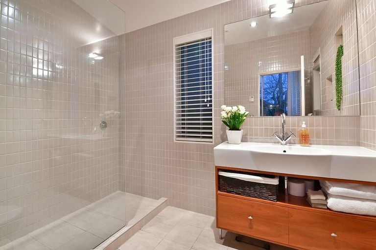 Photo of property in 58 The Circle, Manly, Whangaparaoa, 0930