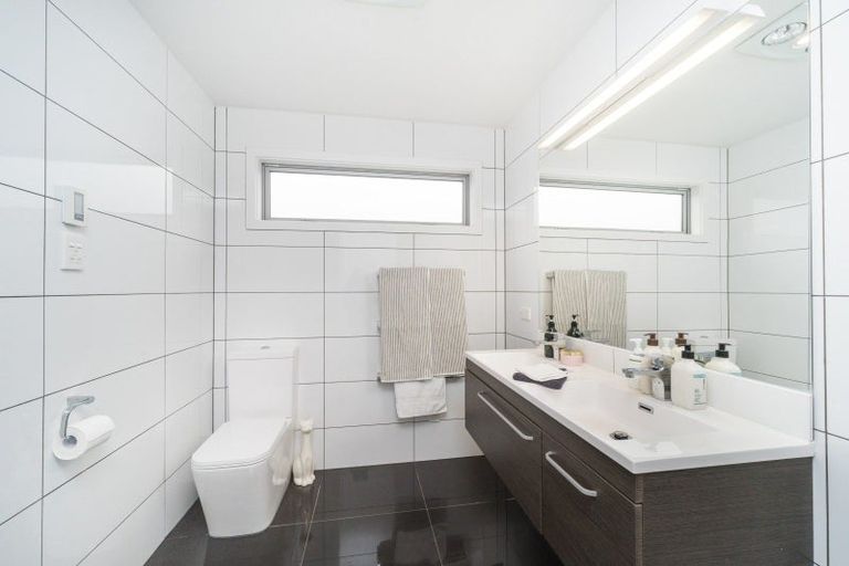 Photo of property in 53 Collingwood Street, Hokowhitu, Palmerston North, 4410