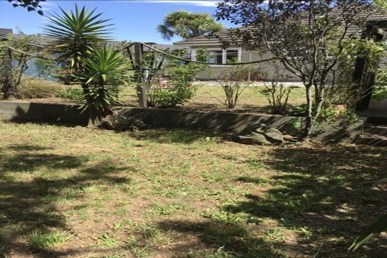 Photo of property in 45 Cuffs Road, Wainoni, Christchurch, 8061