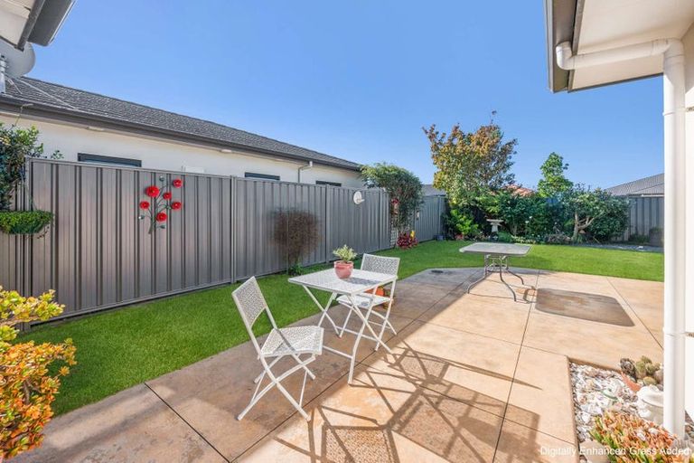Photo of property in 76 Orotu Drive, Poraiti, Napier, 4112