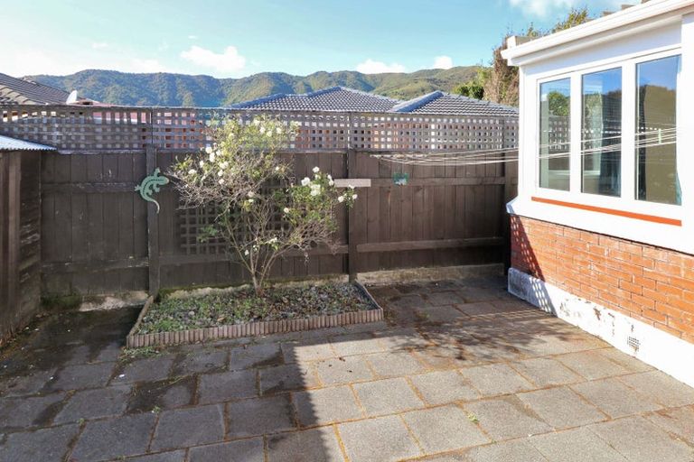 Photo of property in 10 Raymond Terrace, Fairfield, Lower Hutt, 5011