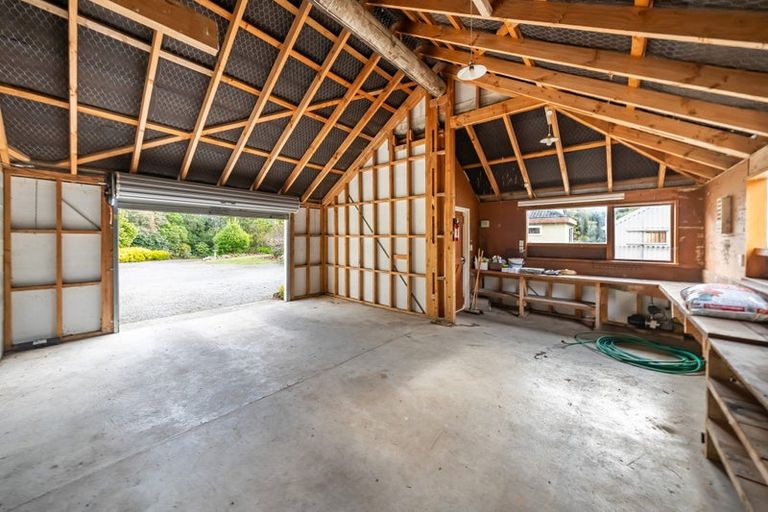 Photo of property in 8 Ahoroa Road, Judgeford, Porirua, 5381