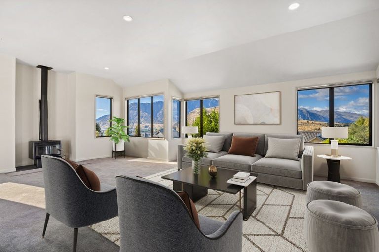 Photo of property in 13 Goldleaf Hill, Queenstown, 9300