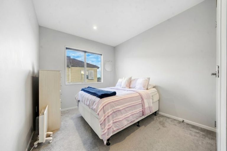 Photo of property in 62 Keri Vista Rise, Papakura, 2110