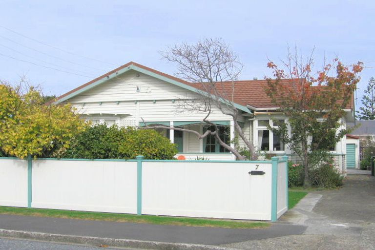Photo of property in 7 Ropata Crescent, Boulcott, Lower Hutt, 5010