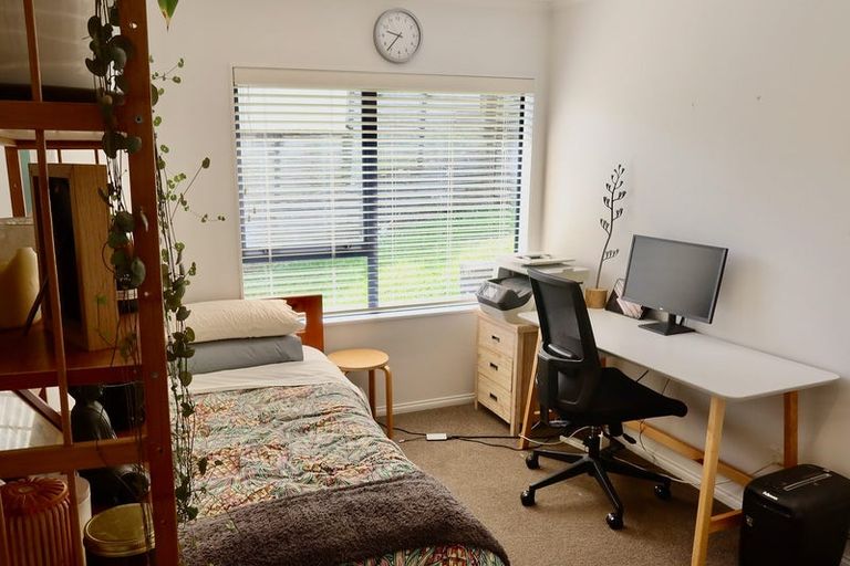 Photo of property in 7 Frenz Drive, Titirangi, Auckland, 0604