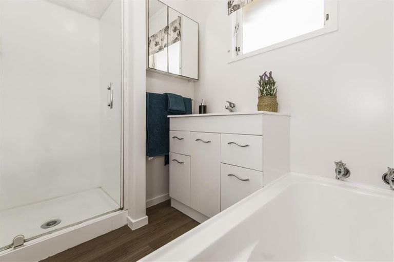 Photo of property in 8 Thackeray Place, Owhata, Rotorua, 3010