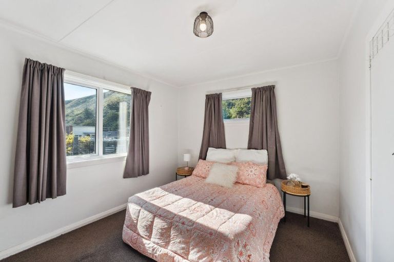 Photo of property in 26 Tongariro Street, Paraparaumu, 5032