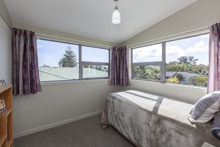 Photo of property in 5 Newry Road, Raumati Beach, Paraparaumu, 5032