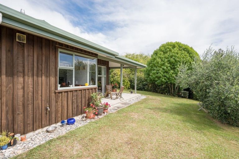 Photo of property in 152 Eden Road, Tasman, Upper Moutere, 7175