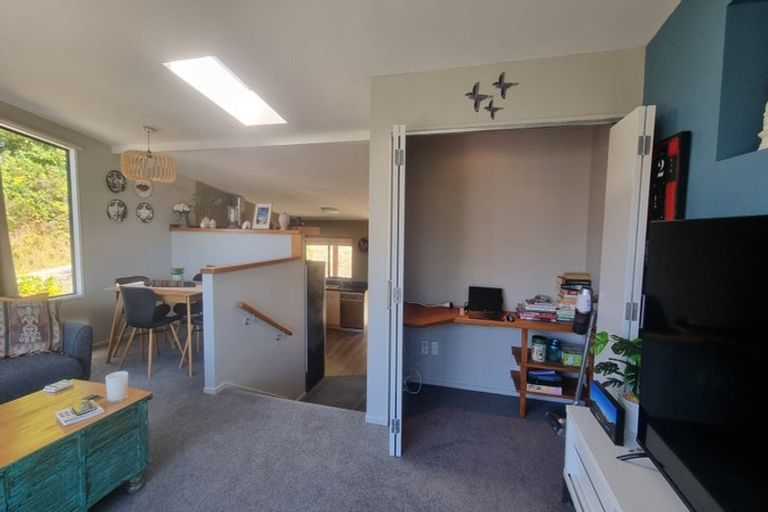 Photo of property in 35 Arawata Terrace, Fernhill, Queenstown, 9300