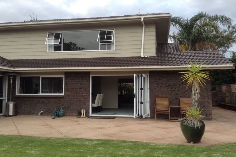 Photo of property in 27 Cumbrian Place, Conifer Grove, Takanini, 2112