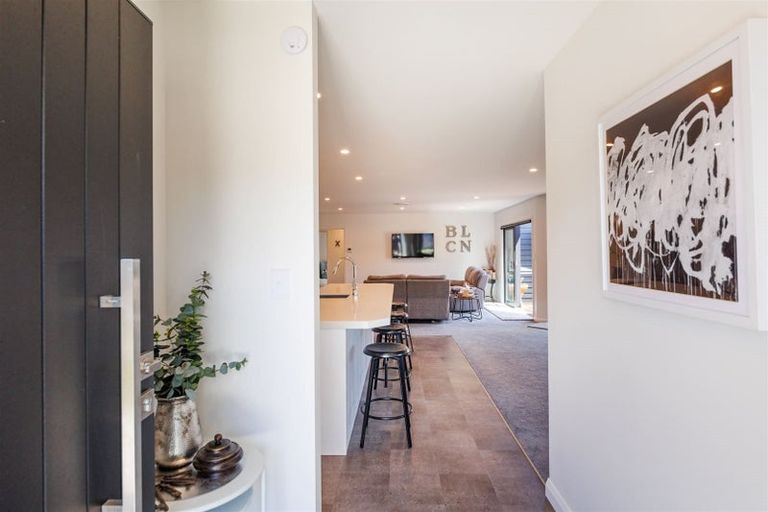 Photo of property in 36 Freedom Drive, Kelvin Grove, Palmerston North, 4414