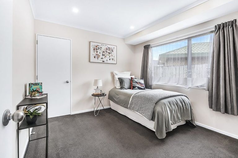 Photo of property in 4 Sandhurst Place, Nawton, Hamilton, 3200