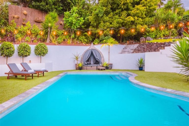 Photo of property in 170 Attwood Road, Paremoremo, Auckland, 0632