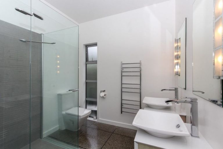 Photo of property in 3 Dolphin Parade, Bell Block, New Plymouth, 4312