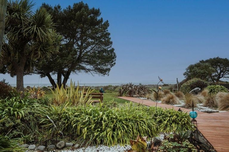 Photo of property in 196 Rarangi Beach Road, Rarangi, Blenheim, 7273