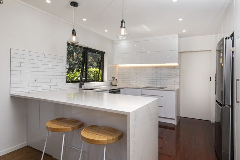 Photo of property in 1/180 Manuka Road, Bayview, Auckland, 0629