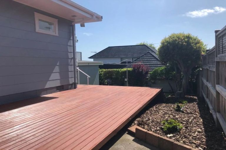 Photo of property in 1/184 Bucklands Beach Road, Bucklands Beach, Auckland, 2012