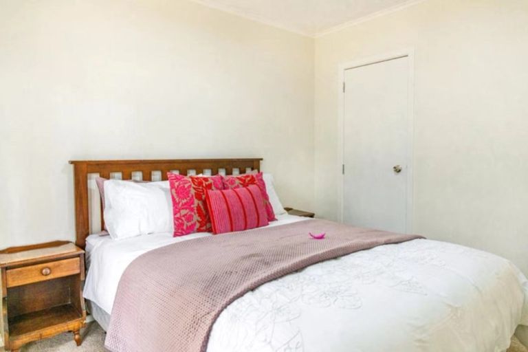 Photo of property in 66 County Road, Torbay, Auckland, 0630