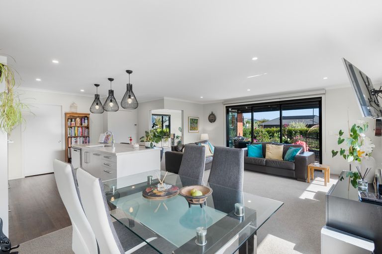 Photo of property in 1 Carrick Place, Mosgiel, 9024