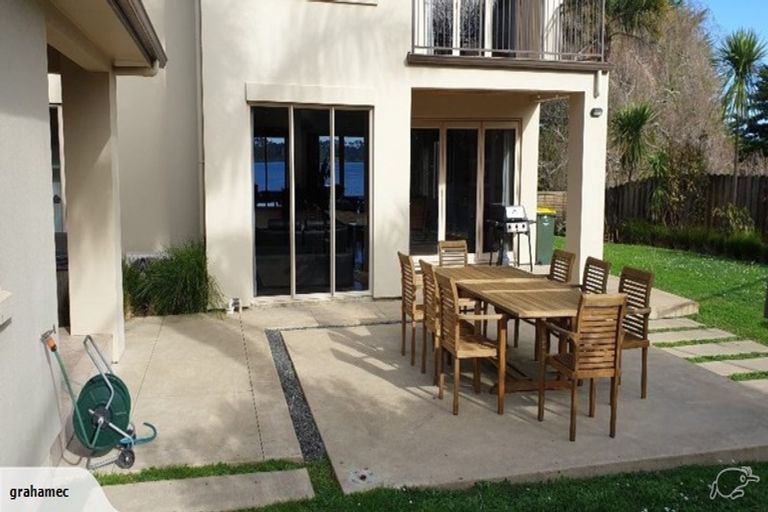 Photo of property in 21 Mull Place, Wattle Downs, Auckland, 2103