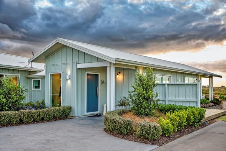 Photo of property in 59 Omega Place, Coastlands, Whakatane, 3120