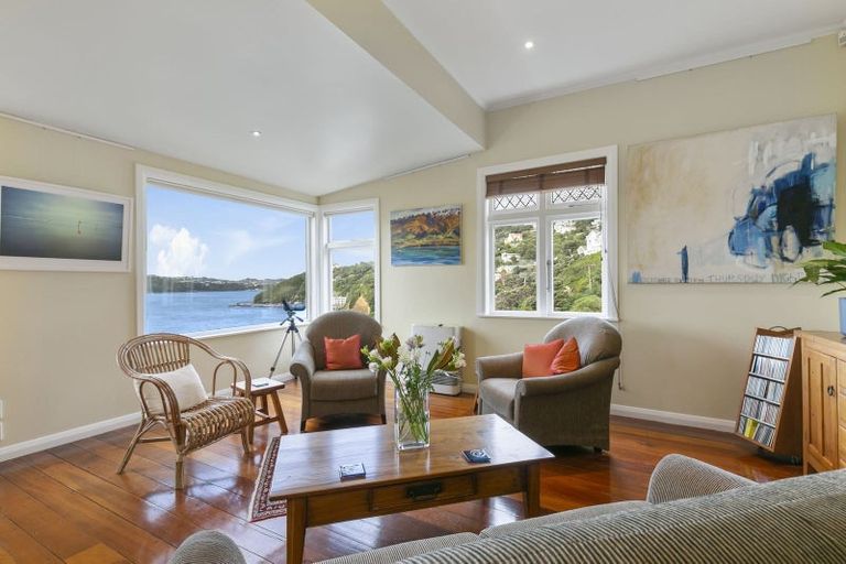 Photo of property in 71 Maida Vale Road, Roseneath, Wellington, 6011