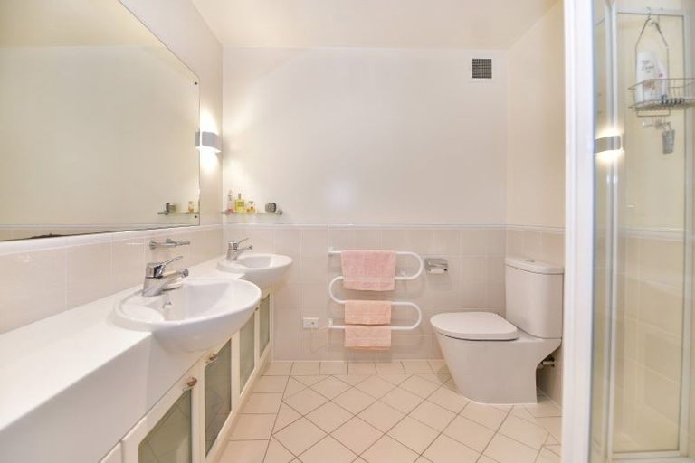 Photo of property in 66 Harbour Village Drive, Gulf Harbour, Whangaparaoa, 0930